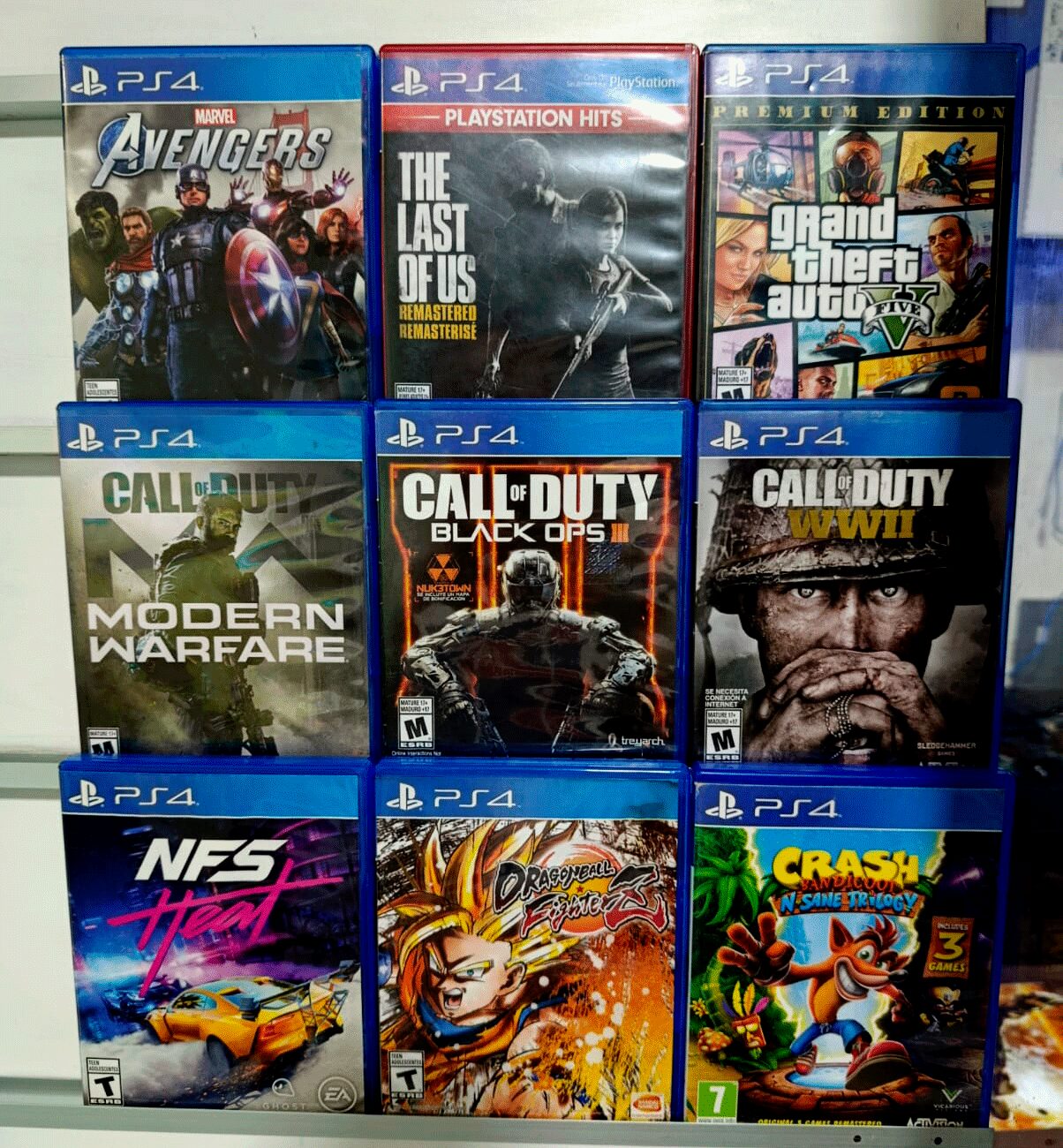 Juegos PS4 Semi Usados Cualquiera en 150 Bs.